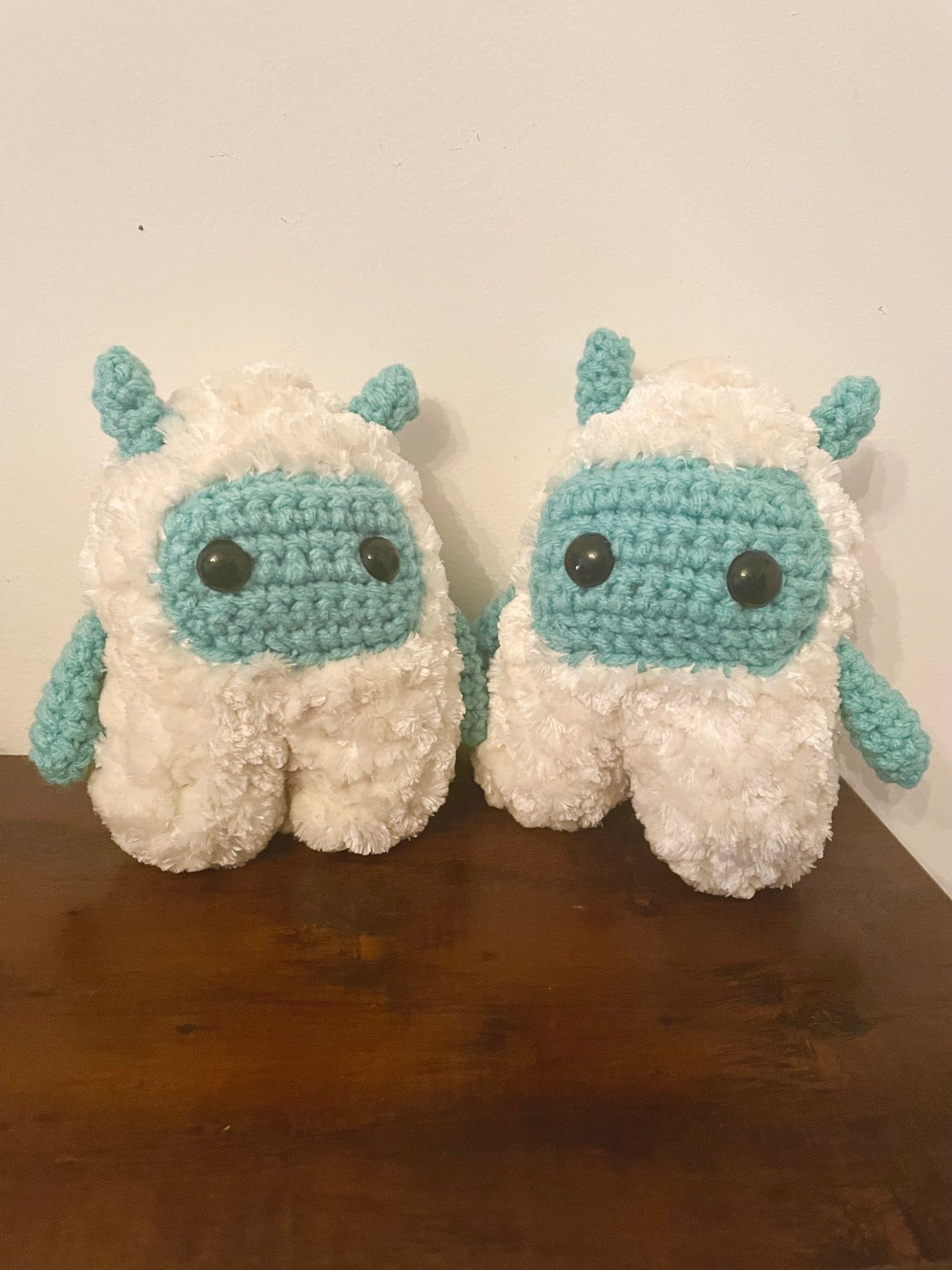 Crochet Fuzzy Yeti