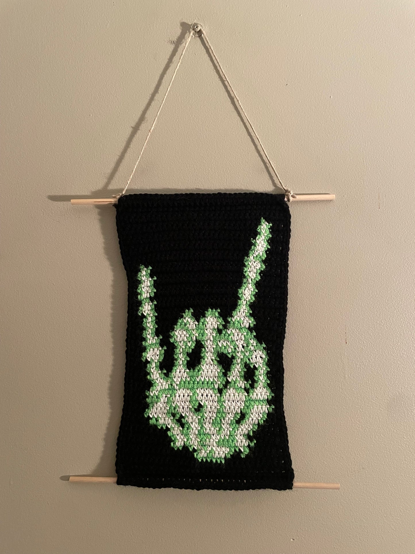 Crochet Glow in the Dark Skeleton Rock Hand Hanging Tapestry