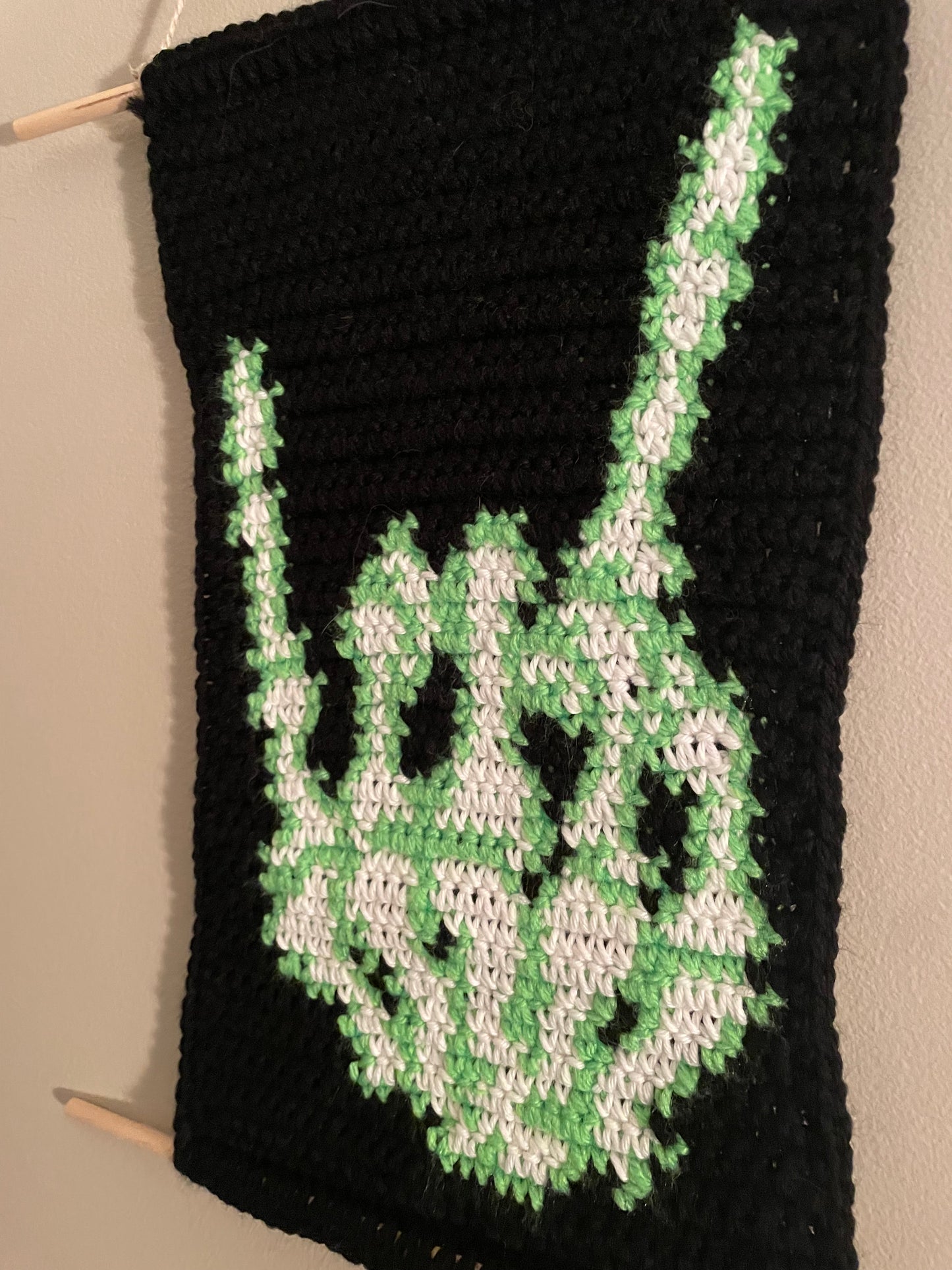 Crochet Glow in the Dark Skeleton Rock Hand Hanging Tapestry