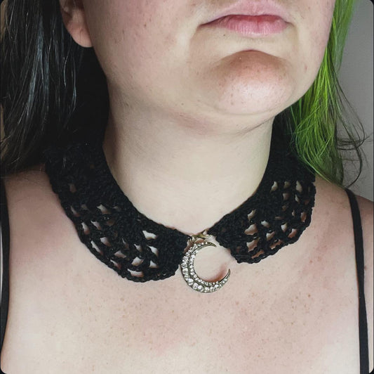 Handmade Crochet Black Collar with Moon Pendant Clasp / Witchy Goth Unique Accessories