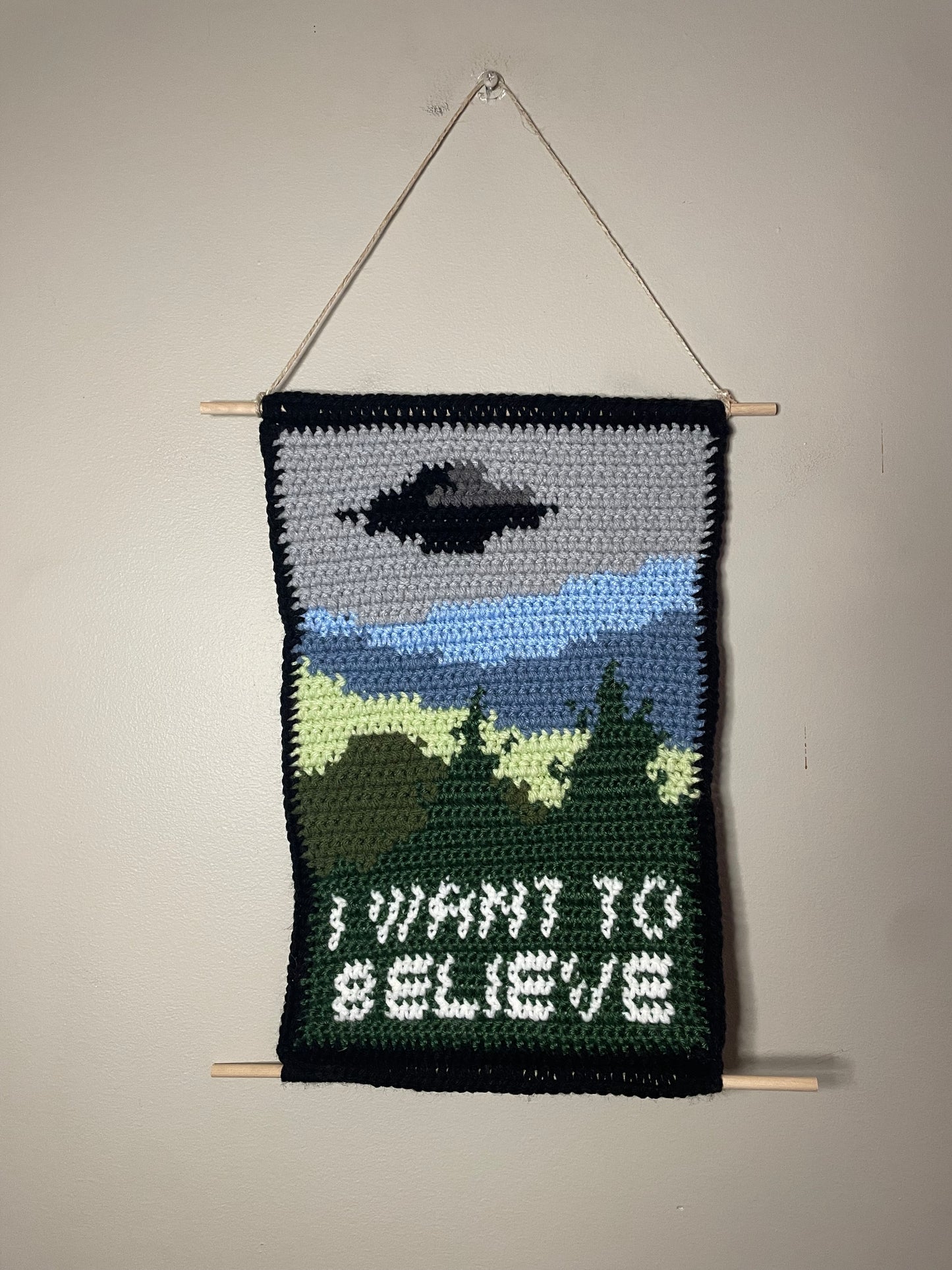Crochet I Want To Believe UFO Hanging Tapestry