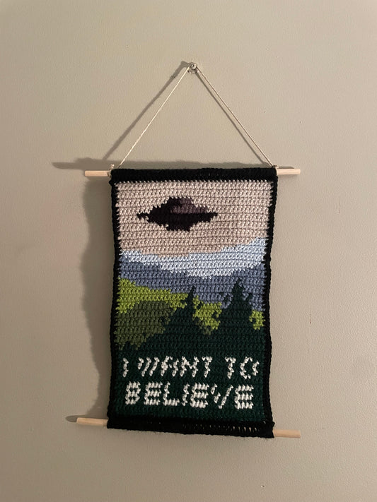 Crochet I Want To Believe UFO Hanging Tapestry