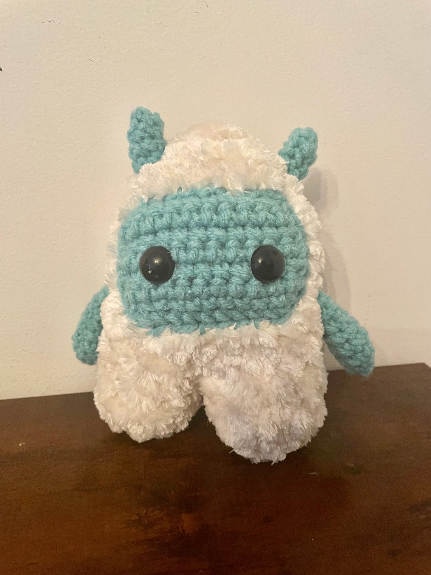 Crochet Fuzzy Yeti