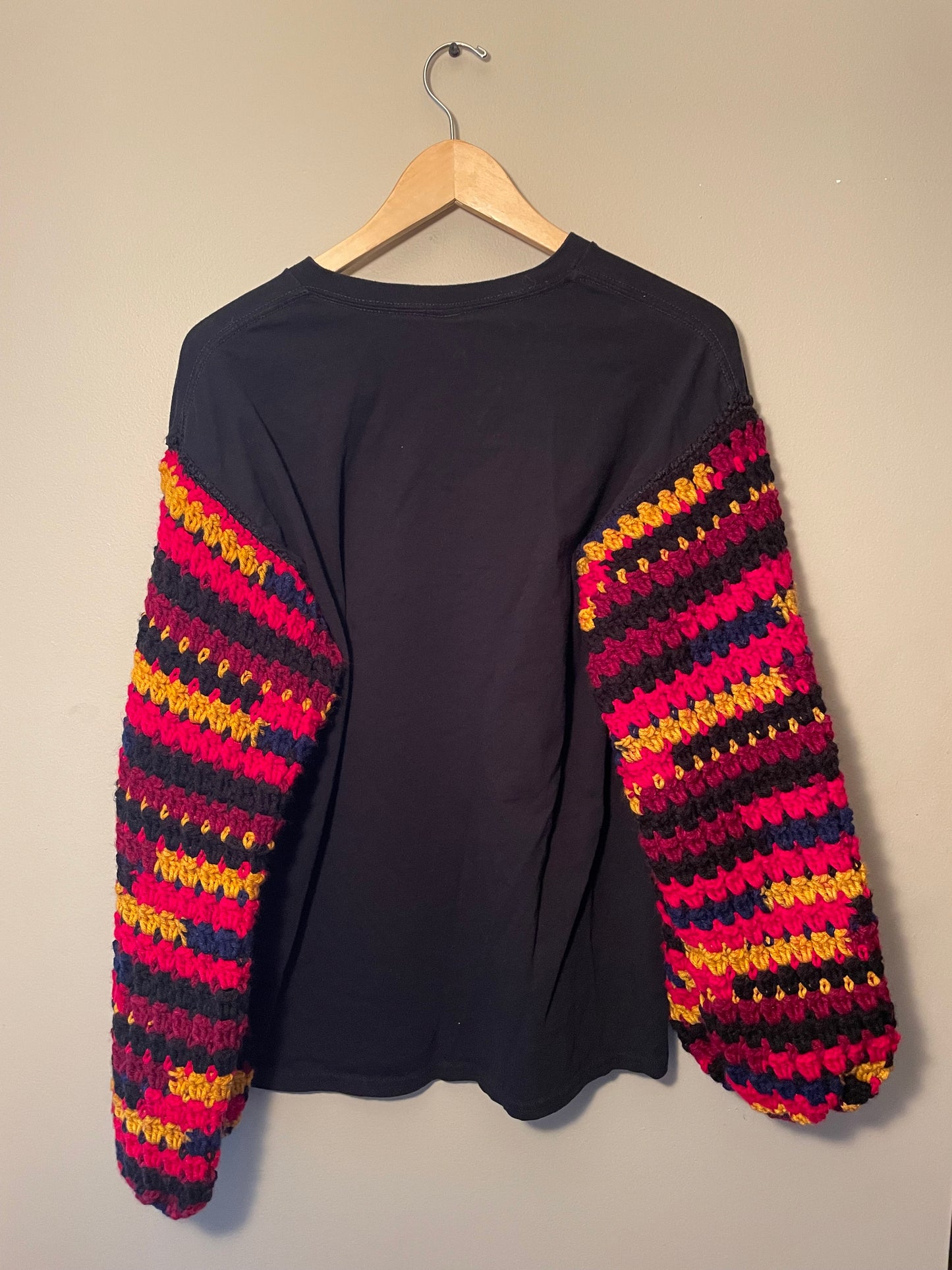 Cryptid Thrifted Upcycled Man Moth Legend T-shirt Sweater Size Large